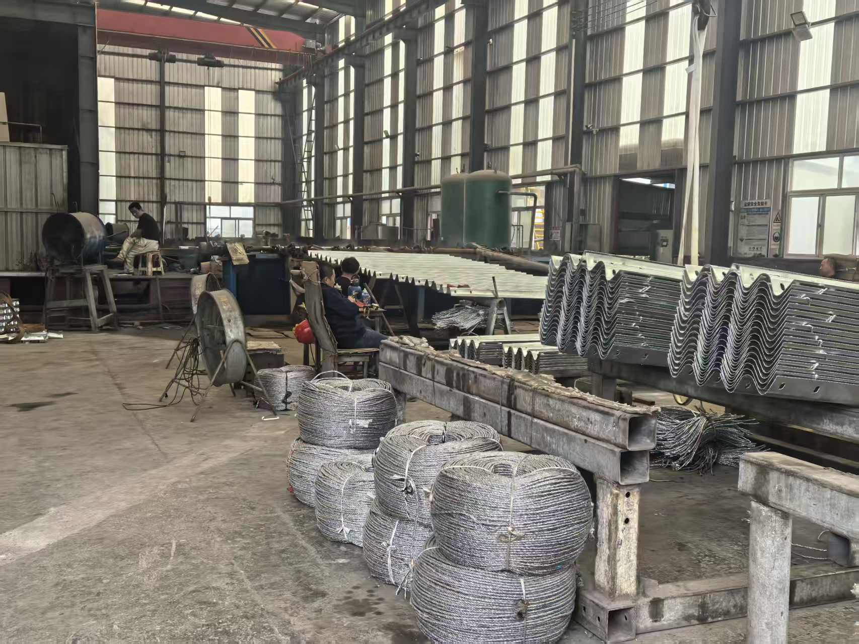 毕节市波形护栏三波波形护栏 - 厂家